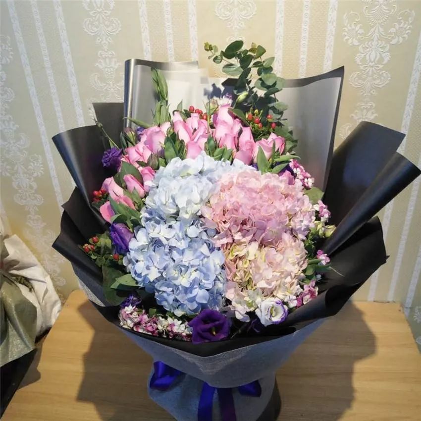 送送花賀卡內(nèi)容_送送花的送_送花送幾朵