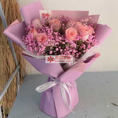 第一次見女孩送花送多少_送花女孩子_送花女孩子會開心嗎