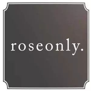 女朋友送花怎么回復(fù)_第一次送花給女朋友怎么說_女朋友送花說說